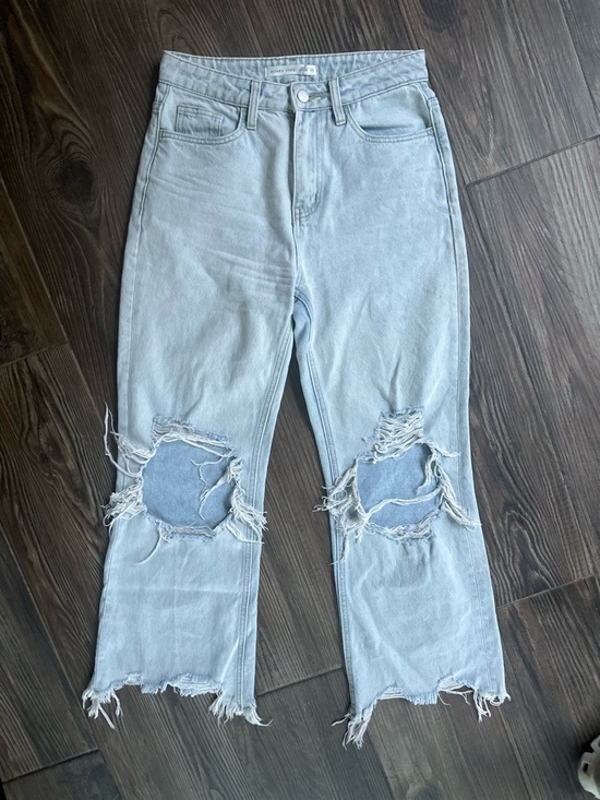 Altar'd State Denim - Altar'd State Light Blue Distressed Cropped Straight Leg Jeans